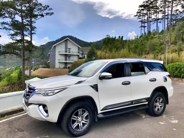 Thuê Xe Ô Tô 7 Chỗ Đà Lạt