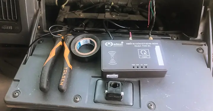 Tiếng Kêu Tít Tít Của Gps Xe Ô Tô Tiếng Kêu Tít Tít Của Gps Xe Ô Tô