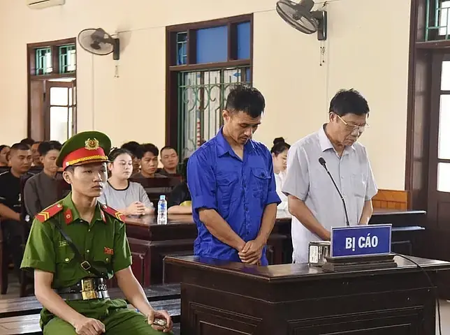 Tội Buôn Lậu Xe Ô Tô