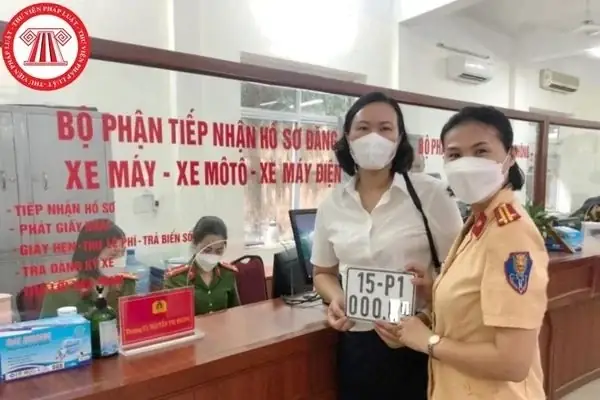 Tra Đóng Phí Lần Đầu Đăng Ký Xe Ô Tô