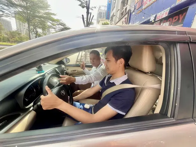 Trường Dạy Lái Xe Ô Tô Thống Nhất