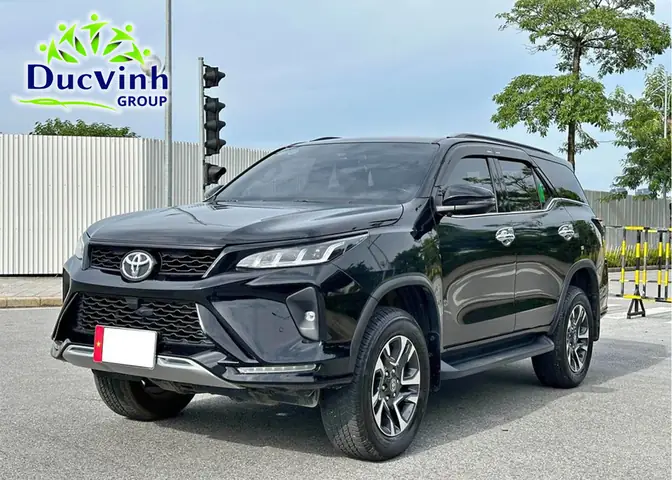 Xe Ô Tô 7 Chỗ Fortuner
