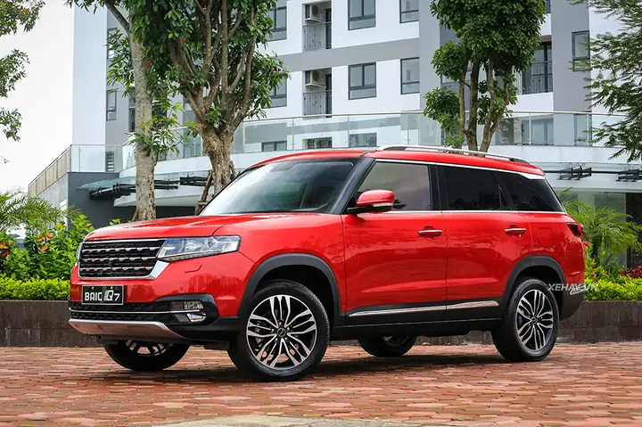 Xe Ô Tô Baic Q7