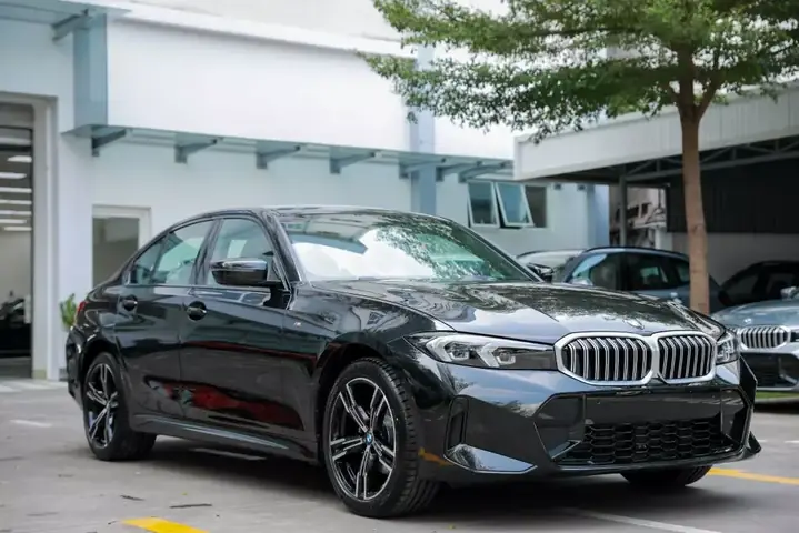 Xe Ô Tô Bmw 320i