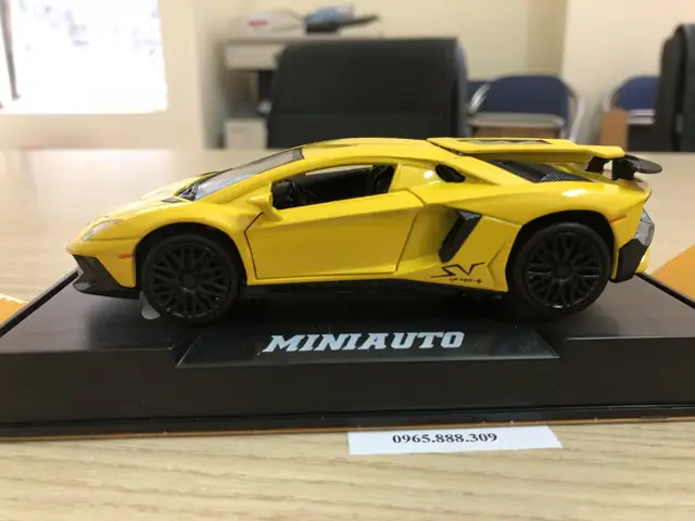 Xe Ô Tô Đồ Chơi Lamborghini