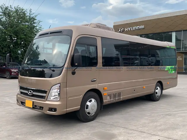 Xe Ô Tô Hyundai County