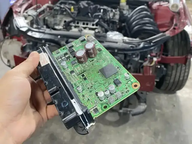 Xe Ô Tô Mất Điện Hoàn Toàn
