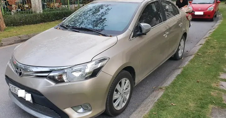 Xe Ô Tô Mẹ Bồng Con