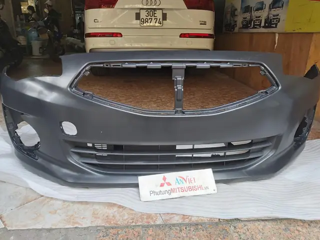 Xe Ô Tô Mitsubishi Attrage 2015