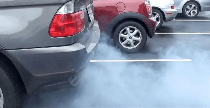 Xe Ô Tô Ra Khói Xanh