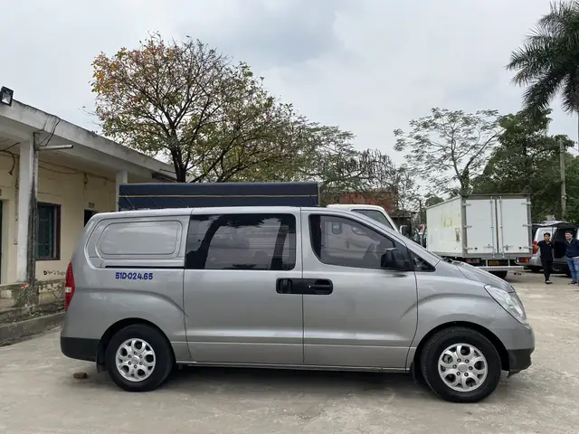 Xe Ô Tô Suzuki 9 Chỗ Cũ