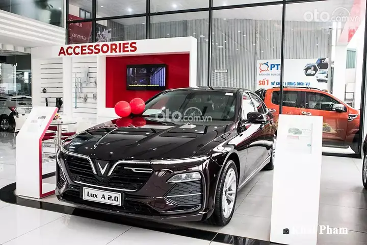 Xe Ô Tô Vinfast Lux 2.0 Giá Bao Nhiêu